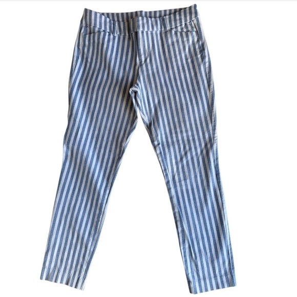 Old Navy Pixie Ankle Pants - Blue & White Striped - Size Women’s 6 - Picture 1 of 7